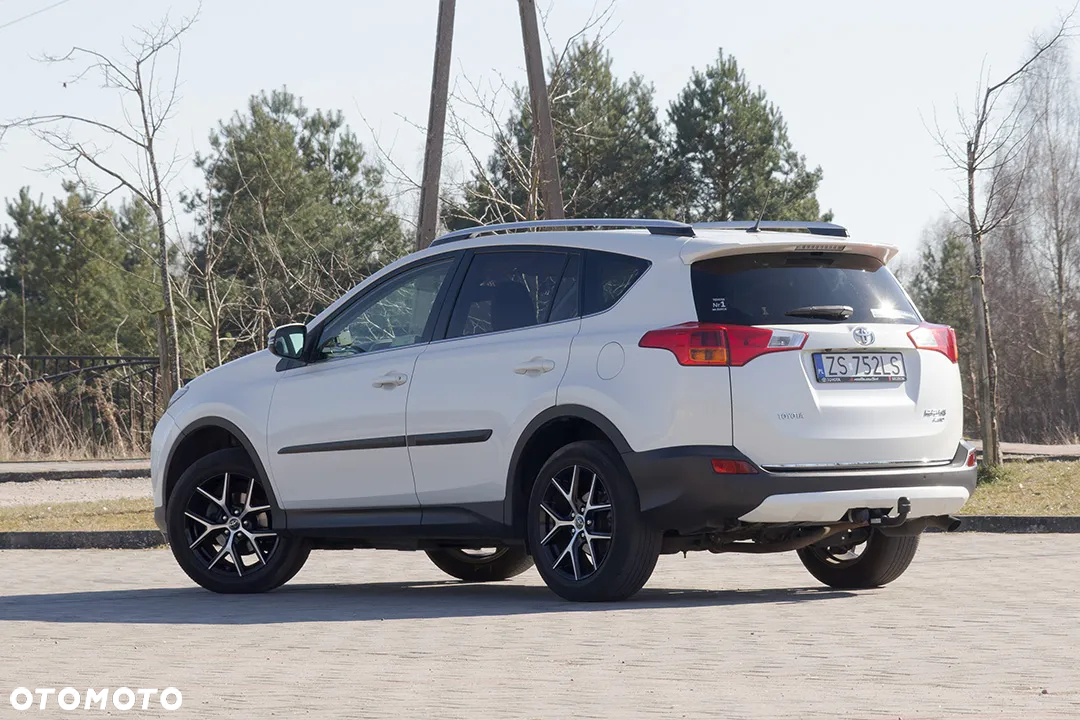 Toyota RAV4 2.0 Premium EU6 - 5