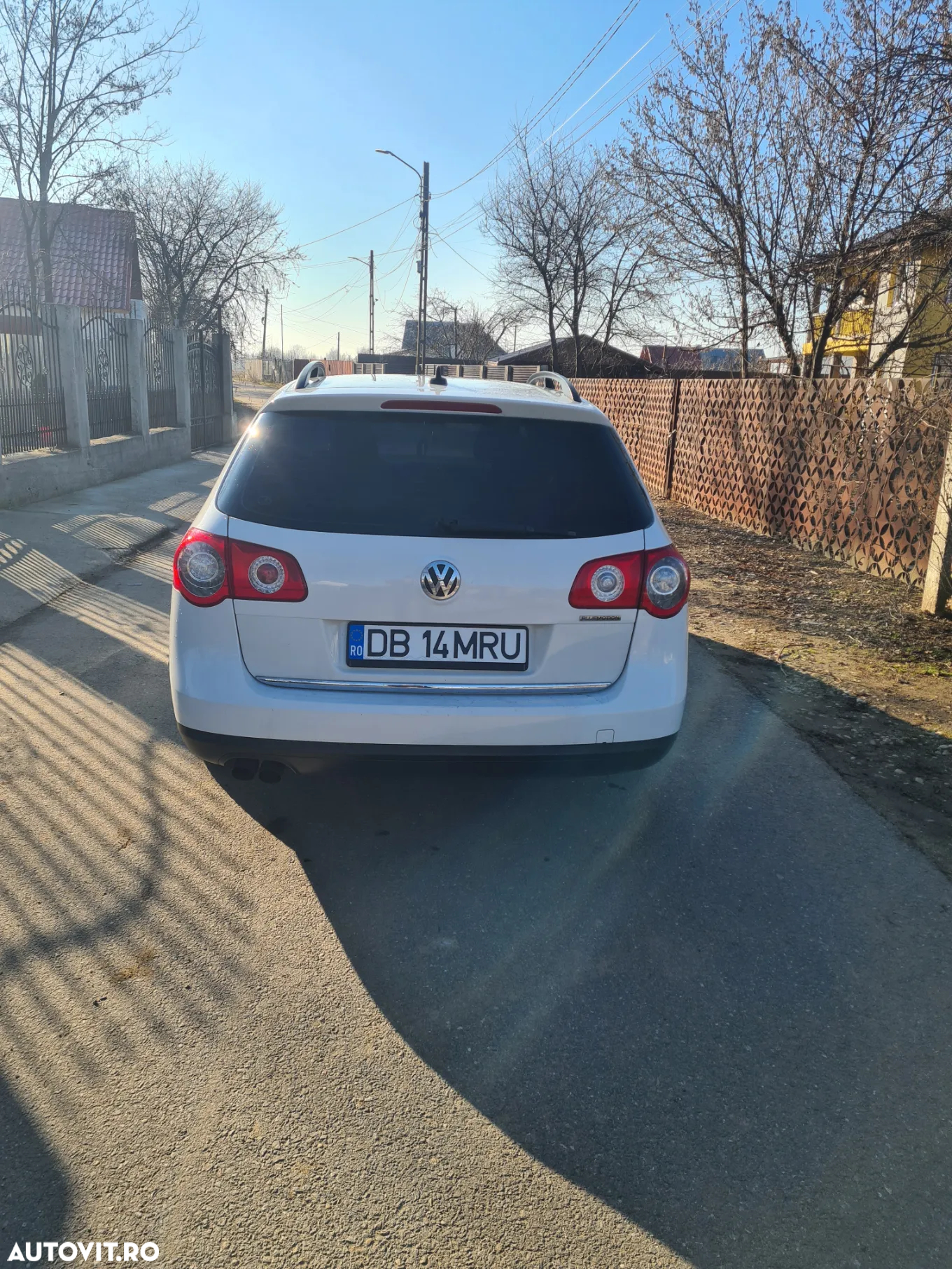 Volkswagen Passat 2.0TDI Comfortline DPF Bluemotion Technology - 3