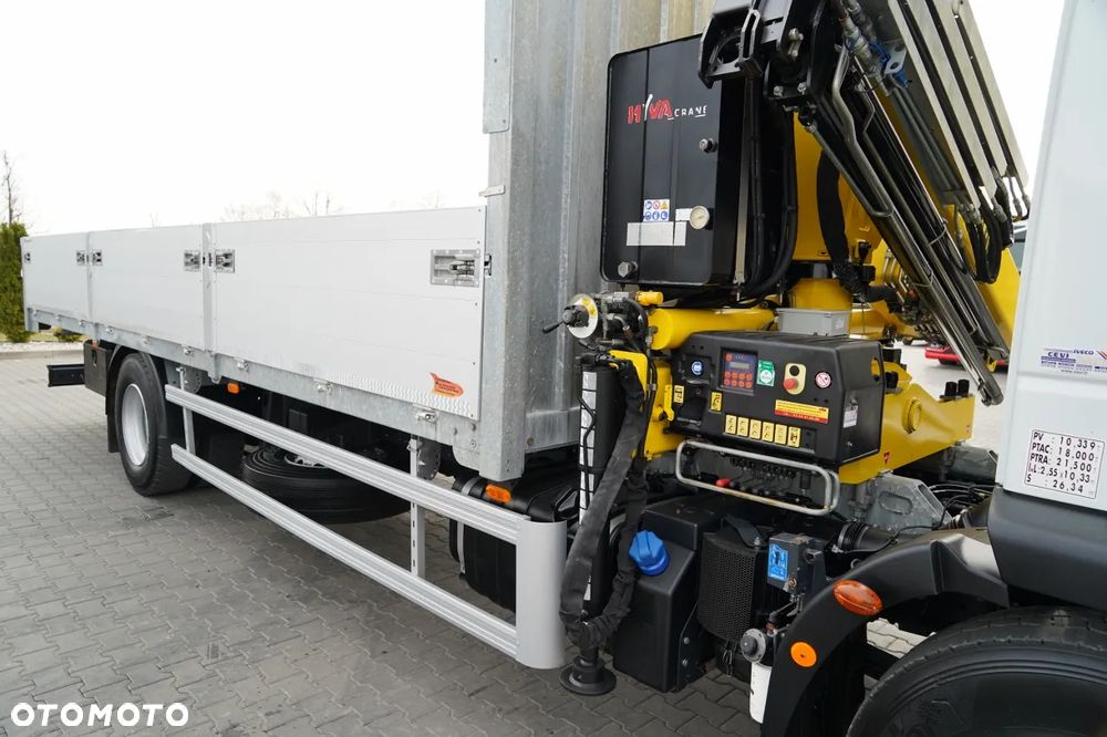 Iveco 180E25 / 4X2 / SKRZYNIOWY 7,5m + HDS HYVA HB150X MAX UDŹWIG 5 200KG / STEROWNIE RADIOWE  / ROTATOR / AUTOMAT - 18
