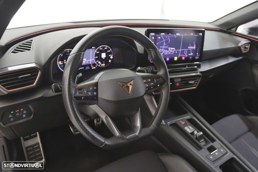 Cupra Leon ST 1.4 e-Hybrid MID DSG - 4