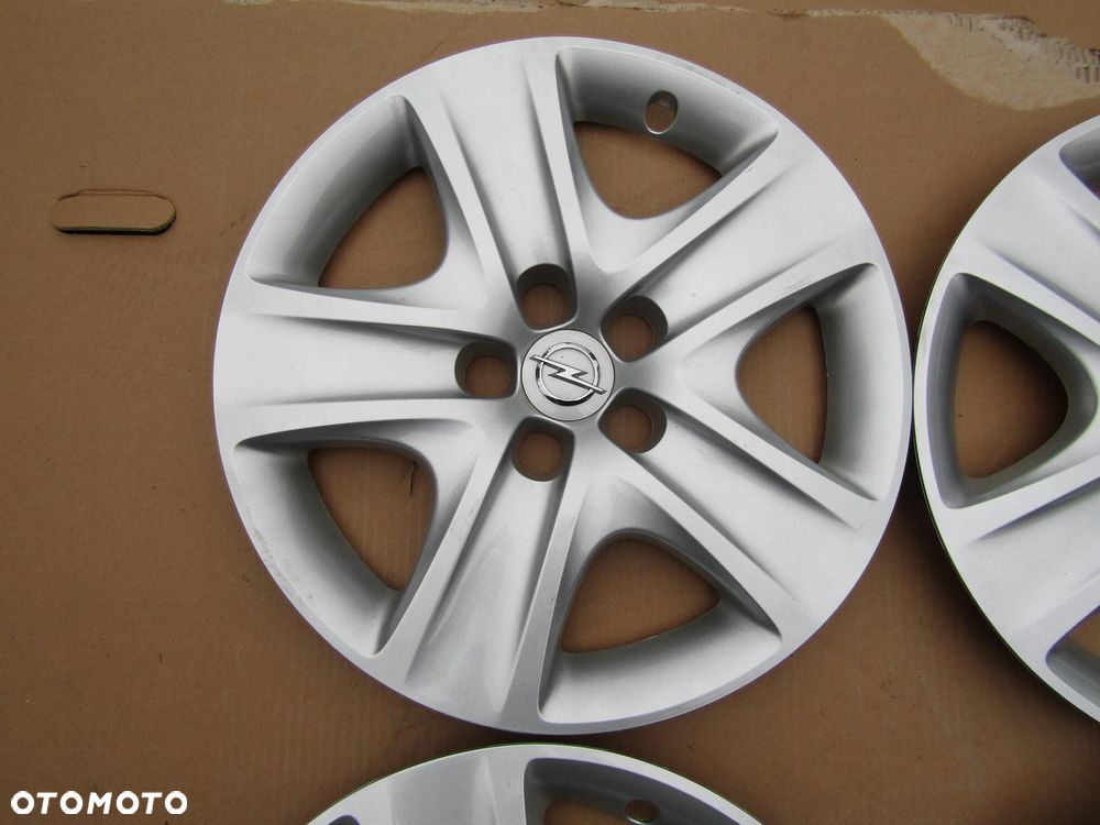4x Kołpaki 17 Strukturalne OPEL NSIGNIA B ZAFIRA C TOURER ASTRA J IV 5x115 - 8