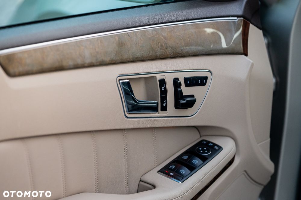 Mercedes-Benz Klasa E 350 CDI BlueEff - 4