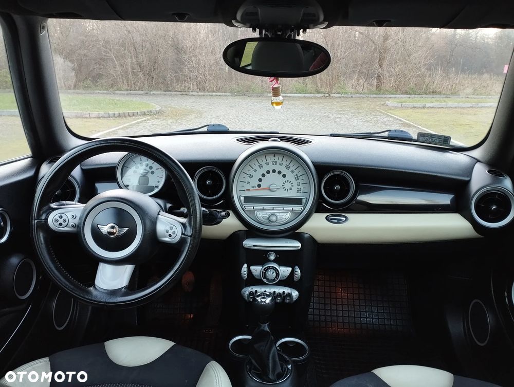 MINI Cooper D 50 Mayfair - 6