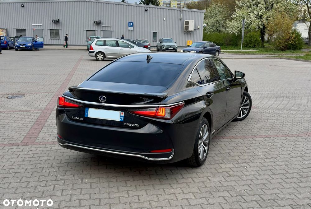 Lexus ES 300h Elegance - 8