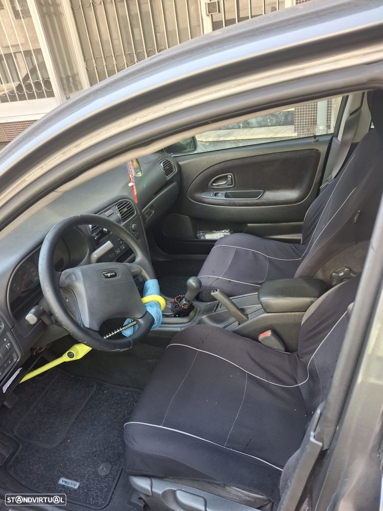 Volvo S40 1.9 D CR - 4