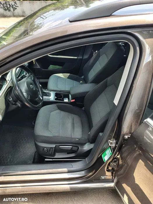 Volkswagen Passat - 5