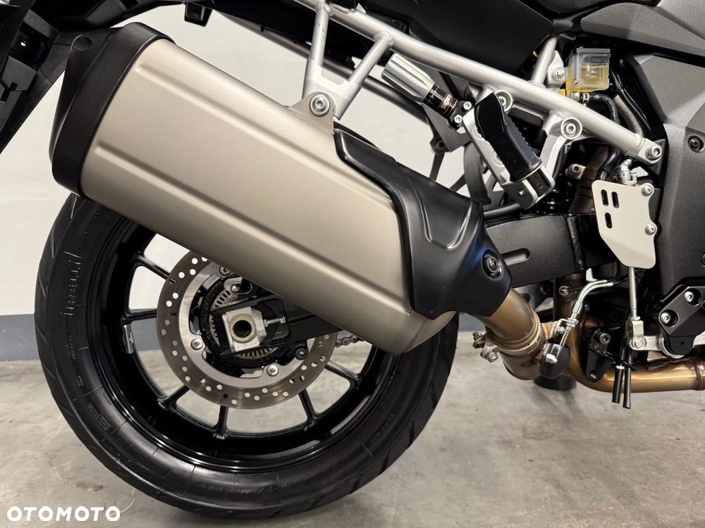 Suzuki V-STROM - 23