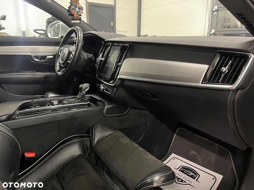 Volvo V90 D3 Geartronic R Design - 27
