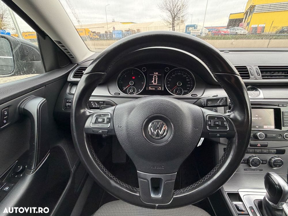 Volkswagen Passat Variant 2.0 TDI DSG BlueMotion Technology Comfortline - 18