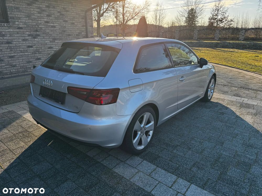 Audi A3 3-drzwiowe 1.4 TFSI Ambiente - 4
