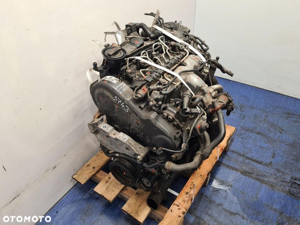 VW GOLF VI 2.0TDI 110KM SILNIK KOMPLETNY WTRYSKI TURBO CBD - 9