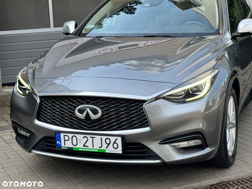 Infiniti Q30 1.5d Premium - 4