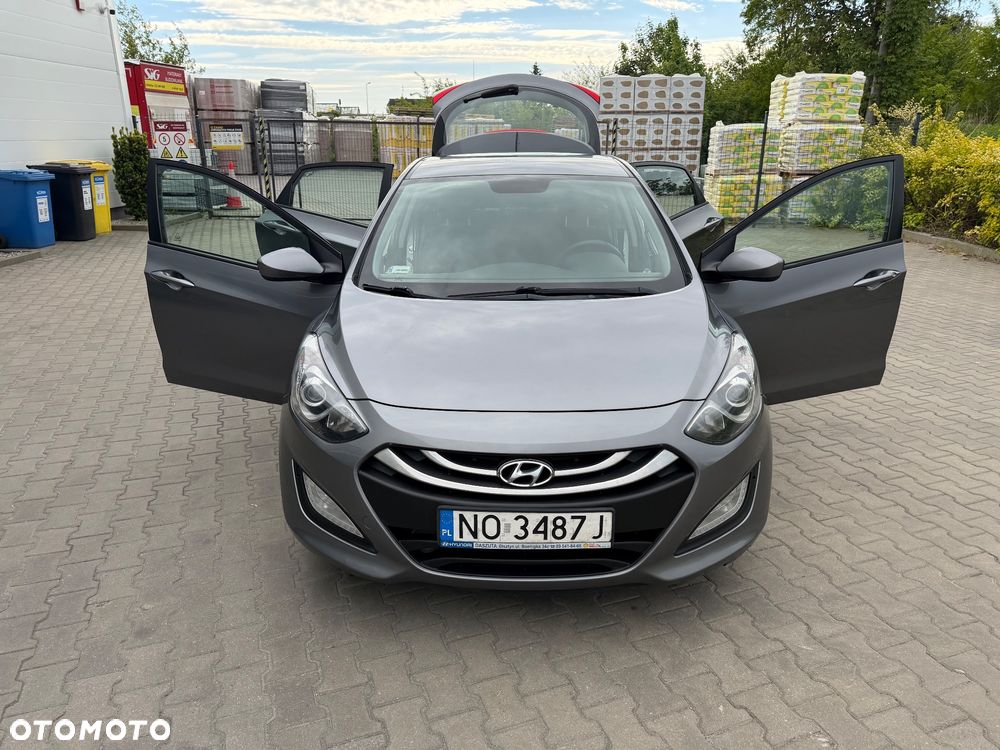Hyundai i30 1.4 Classic + - 8