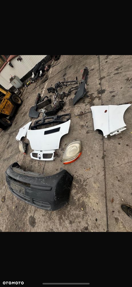 Renault trafic 2 diesel  1.9 części - 1