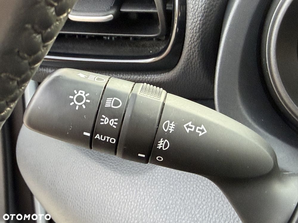 Toyota Yaris Cross Hybrid 1.5 Comfort - 31