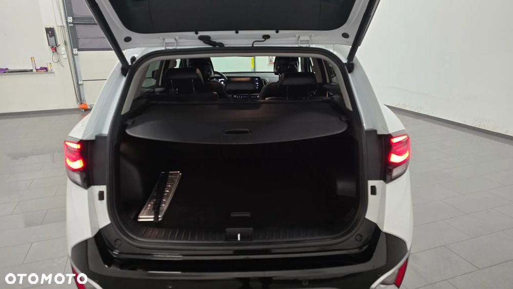 Kia Sportage 1.6 T-GDI MHEV Business Line 2WD DCT - 11