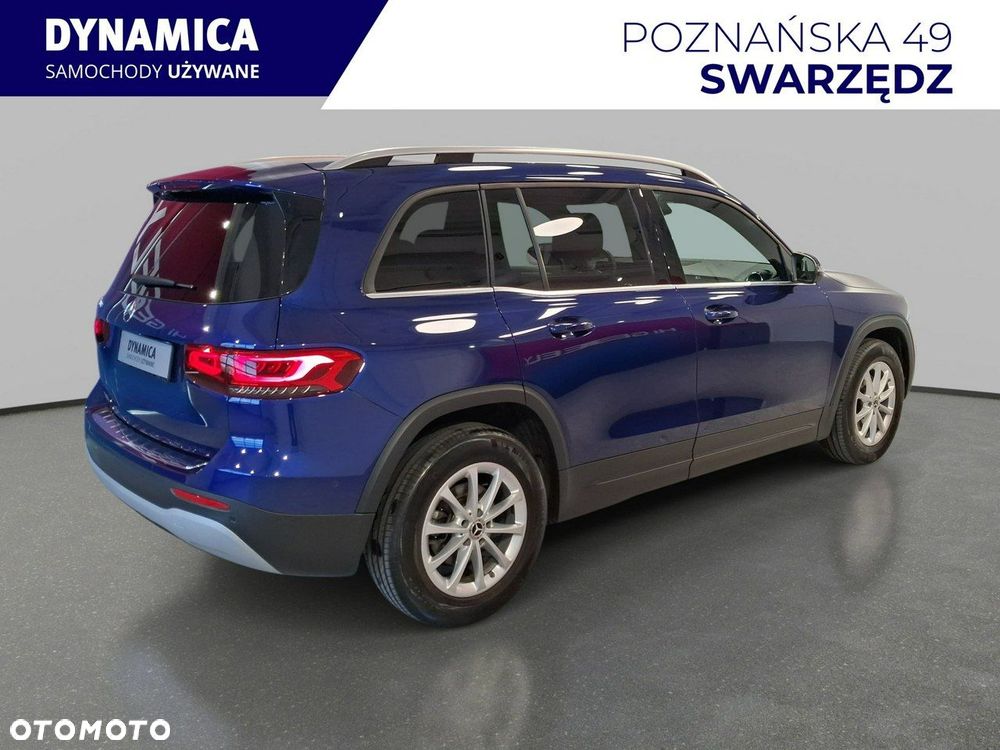 Mercedes-Benz GLB - 8