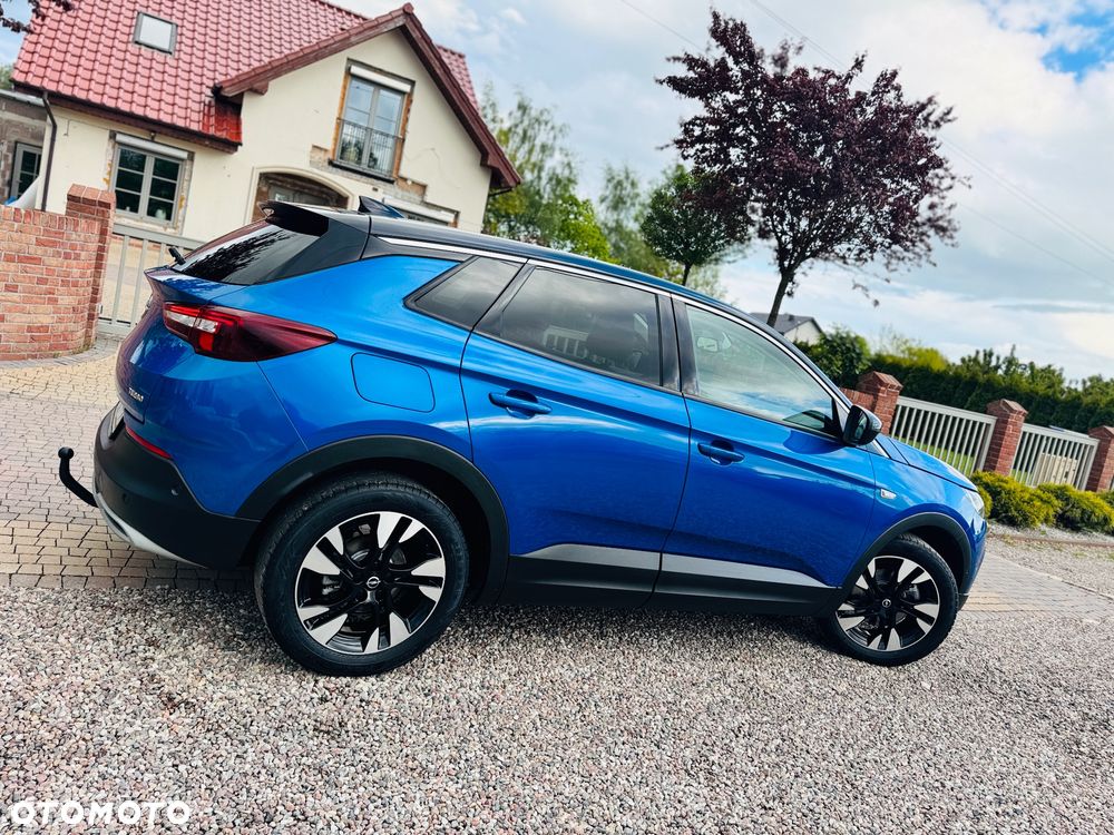 Opel Grandland X 1.2 Start/Stop INNOVATION - 2