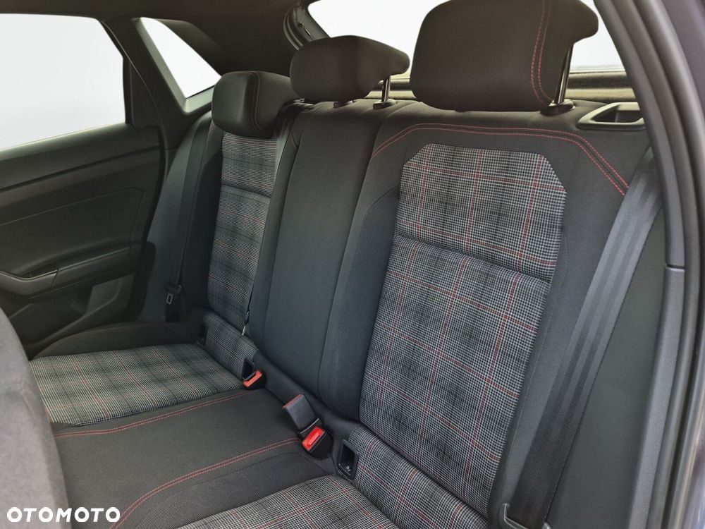 Volkswagen Polo 2.0 TSI GTI DSG - 24
