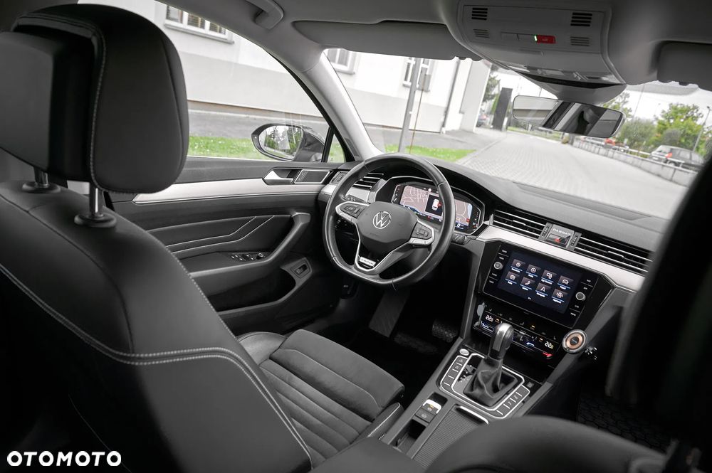 Volkswagen Passat 2.0 TDI 4Mot Elegance DSG - 27