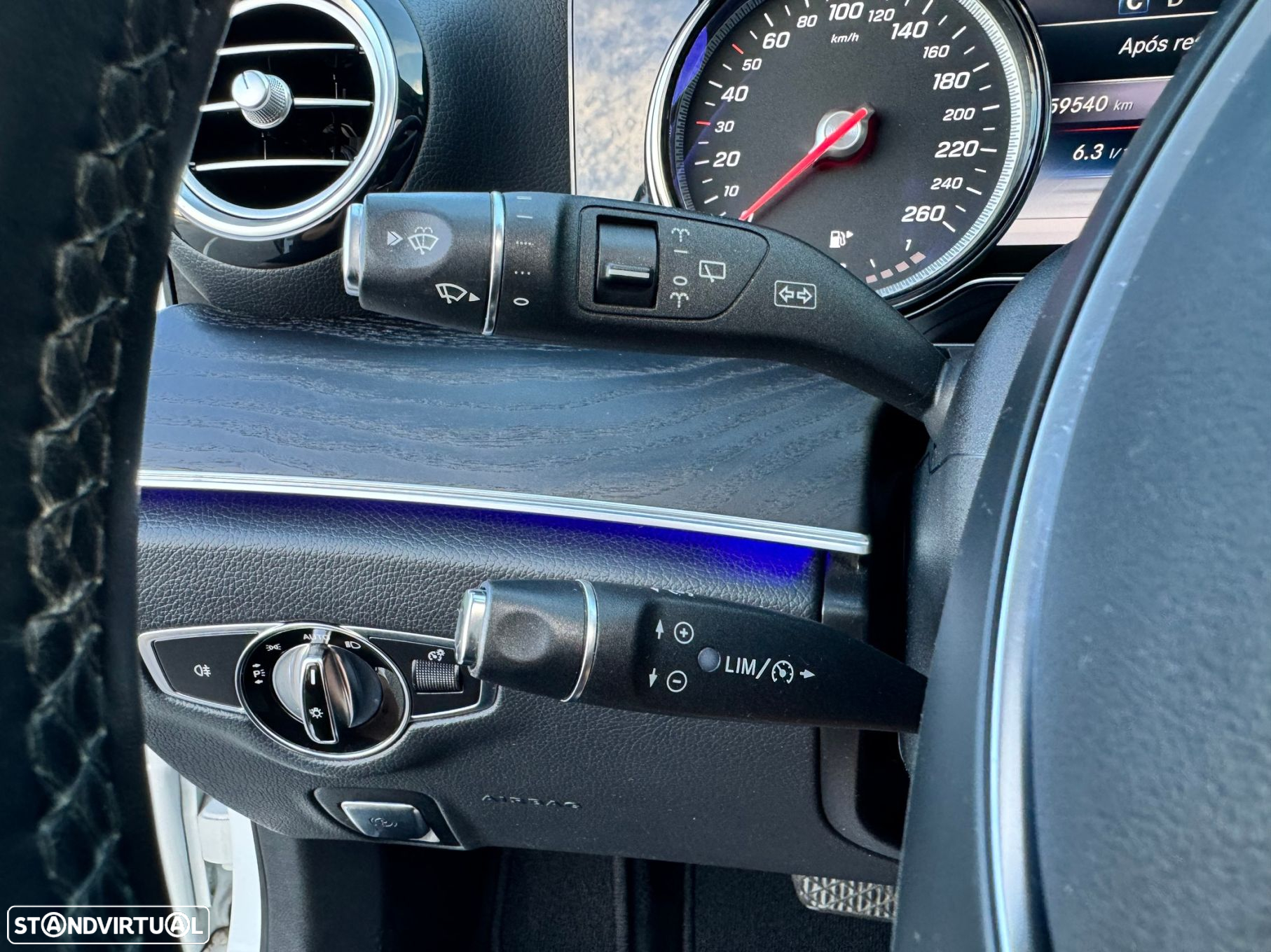 Mercedes-Benz E 220 d Avantgarde+ - 25