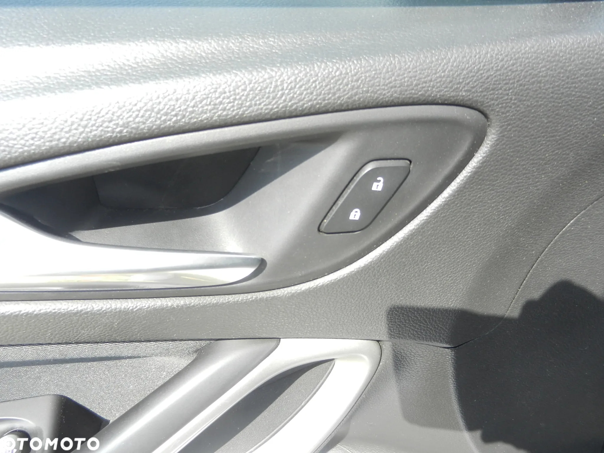 Opel Astra V 1.5 CDTI S&S - 12