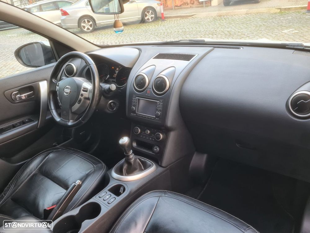 Nissan Qashqai 1.5 dCi Tekna Premium 18 - 25