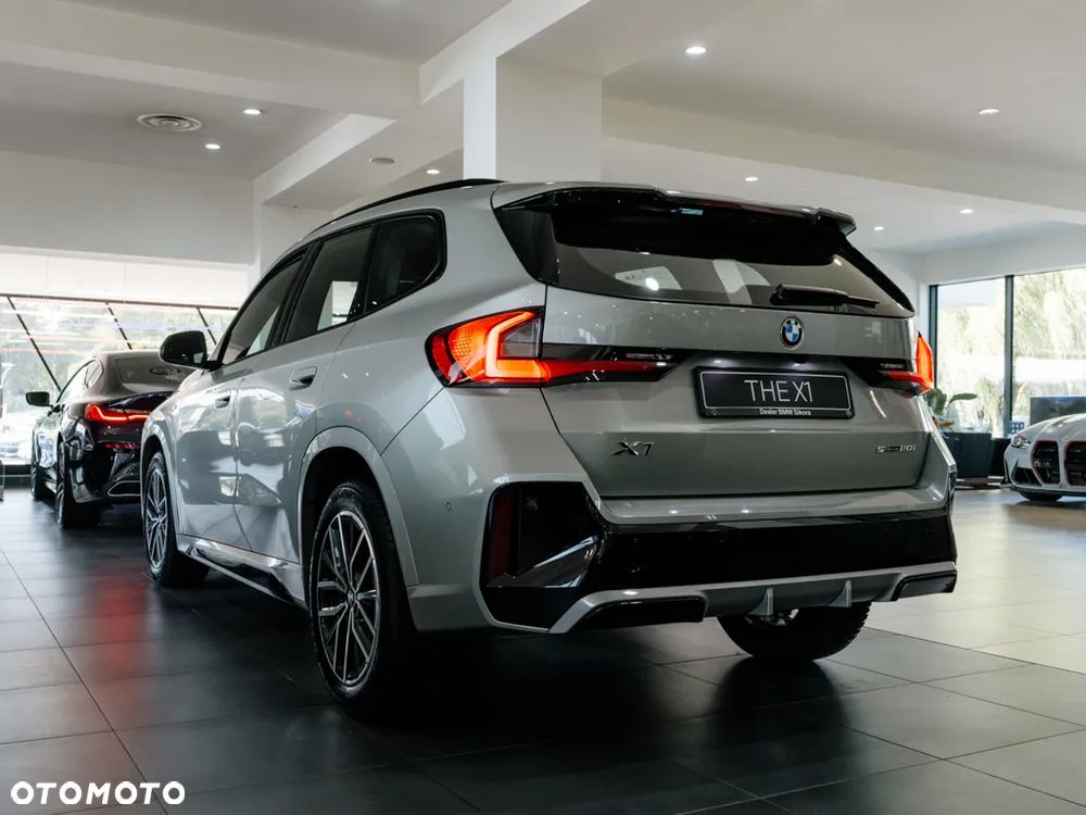 BMW X1 Standard - 3