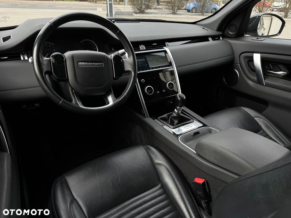 Land Rover Discovery Sport 2.0 TD4 HSE Luxury 129g - 24