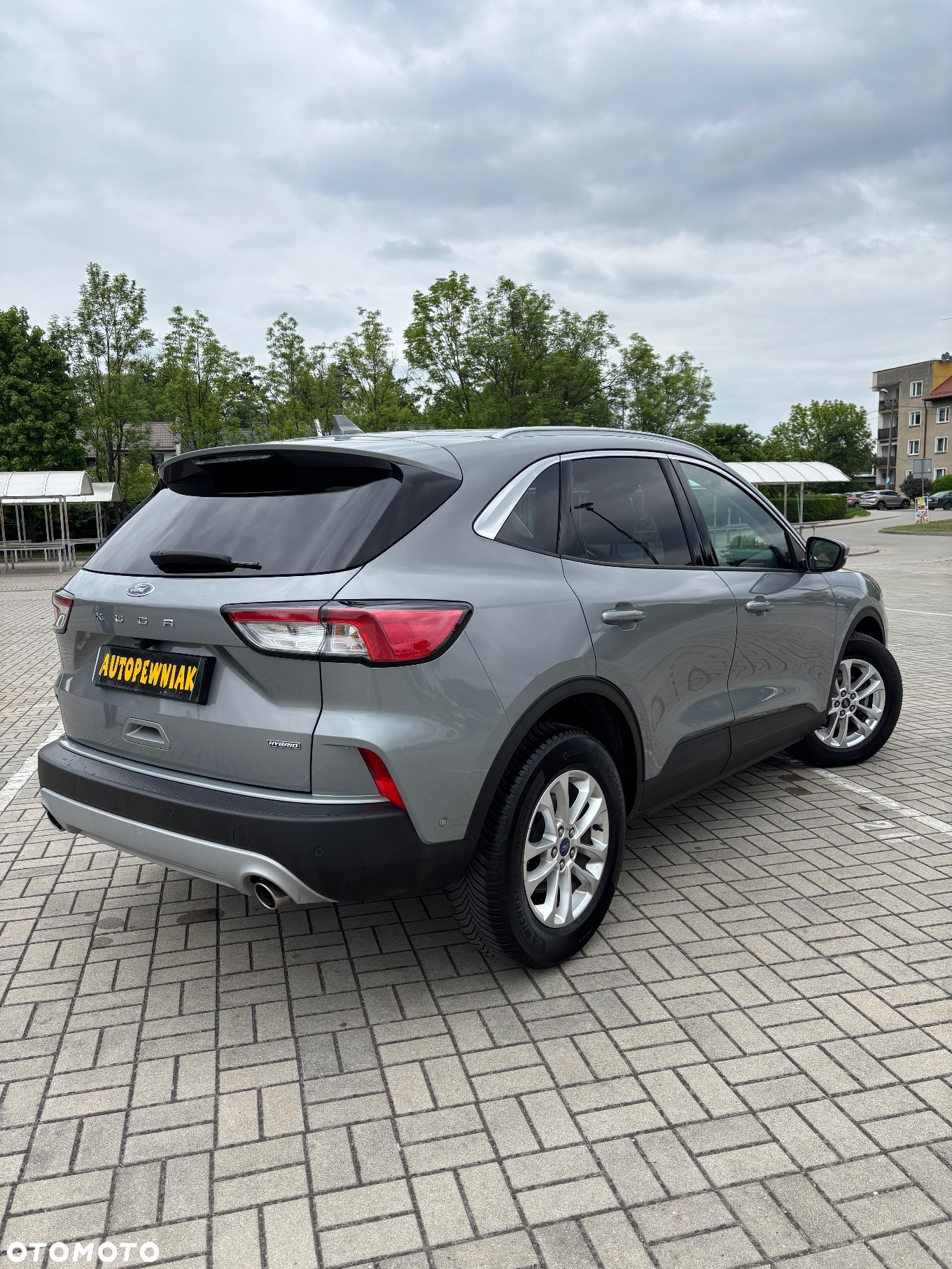 Ford Kuga 2.5 FHEV FWD Titanium - 8