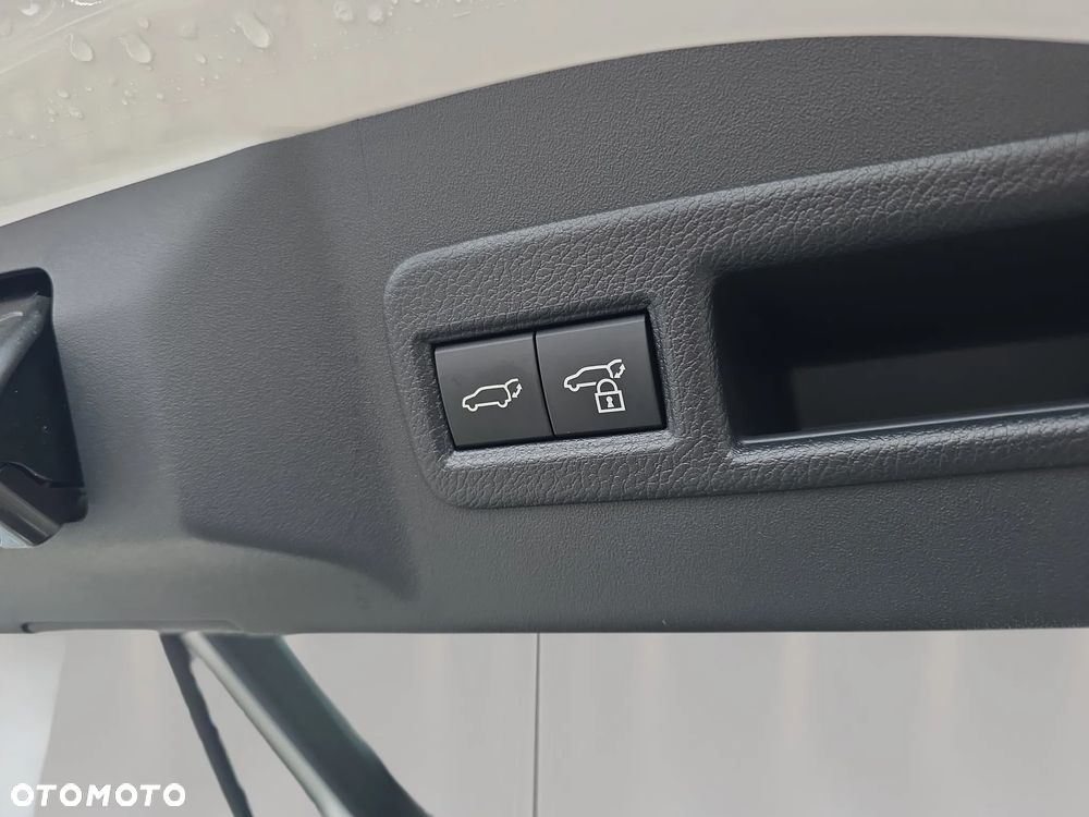 Toyota bZ4X 73.1kWh 4x4 Executive - 22