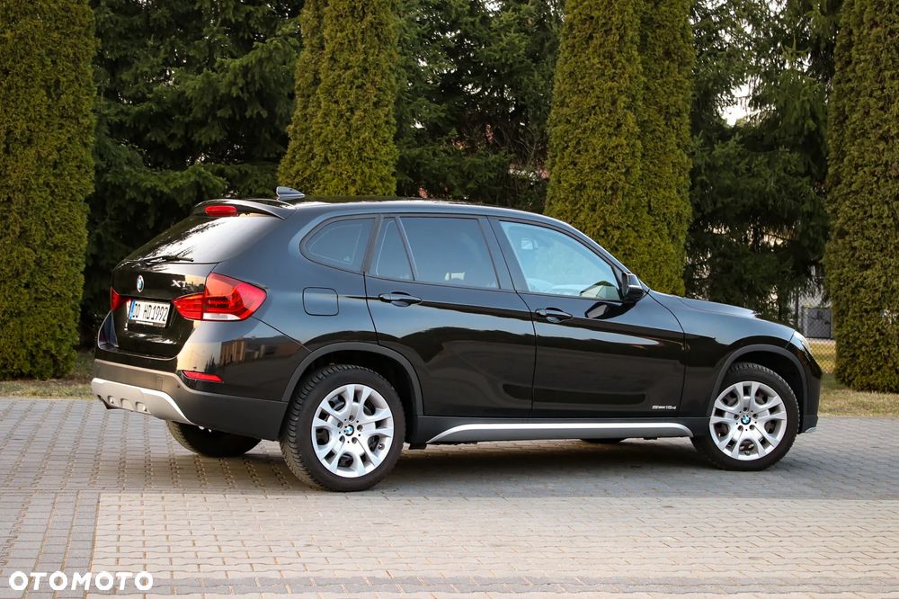 BMW X1 sDrive18d xLine - 17