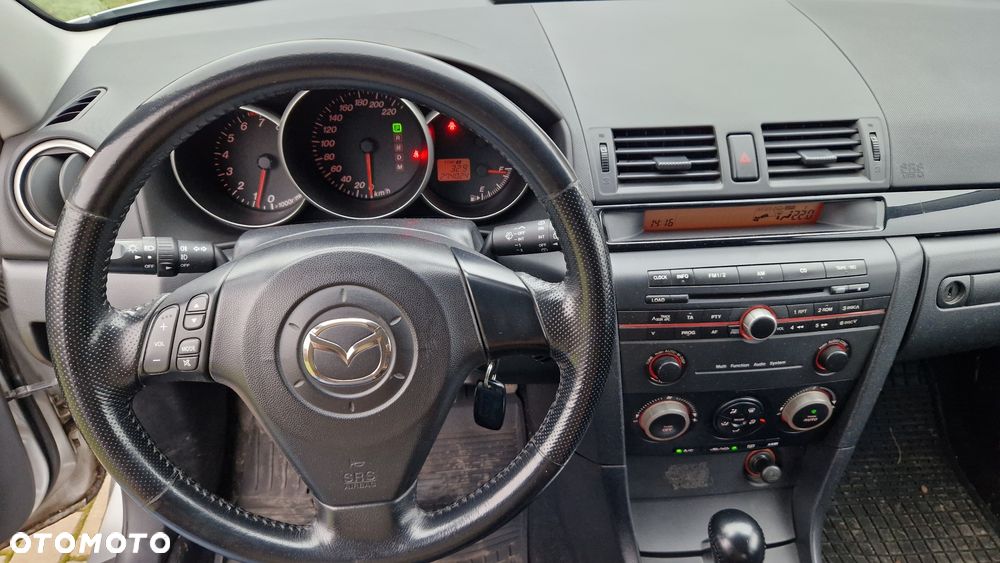 Mazda 3 1.6 Sport Exclusive - 15