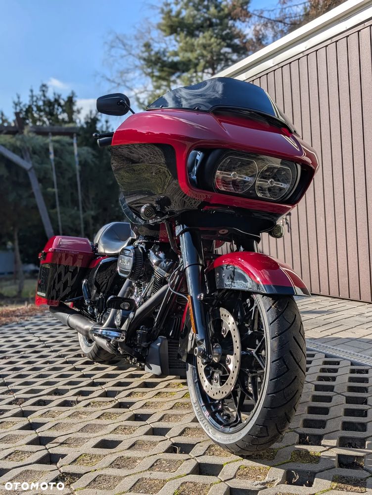 Harley-Davidson Touring Road Glide - 14