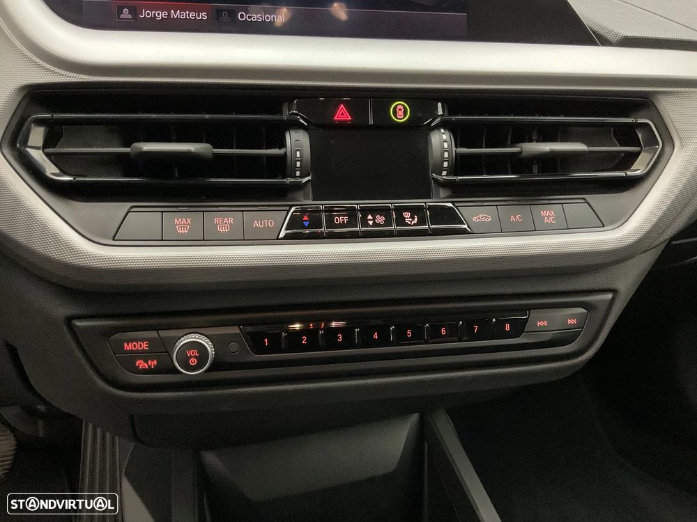 BMW 116 d Advantage Auto - 24