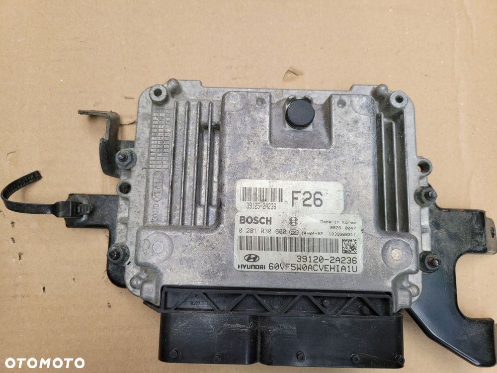 komputer i40 1.7 crdi 39120-2a236 0281030600 - 1