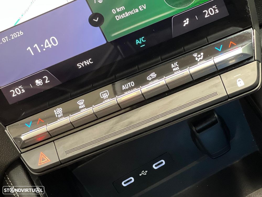 Renault Austral 1.2 E-Tech Techno Espirit - 14