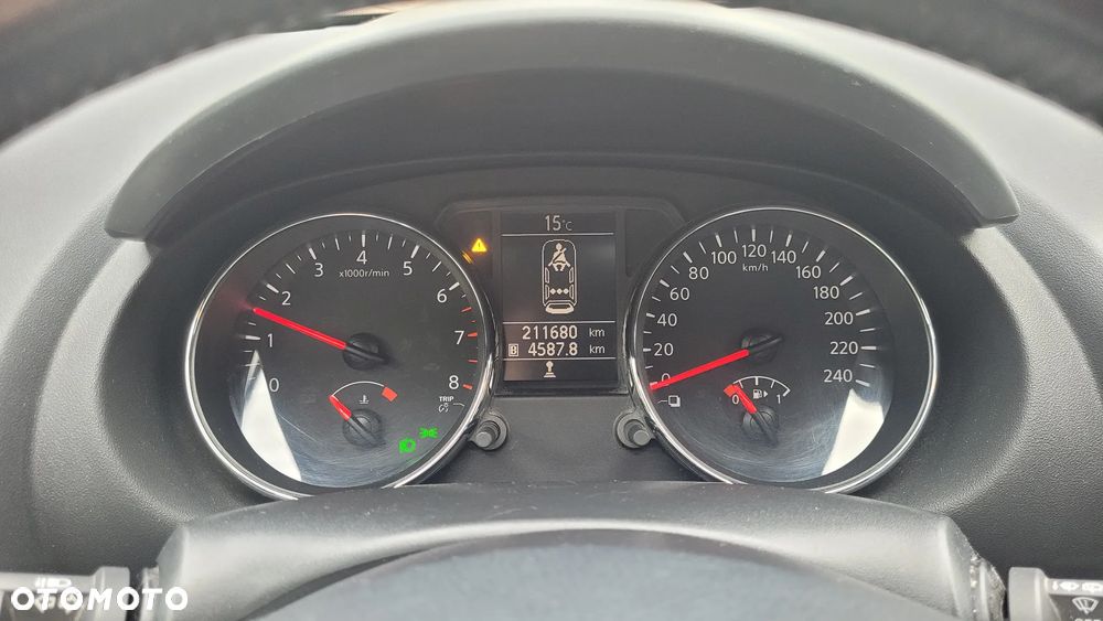 Nissan Qashqai - 14