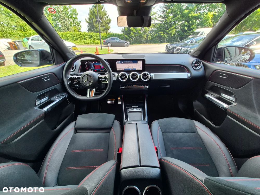 Mercedes-Benz GLB 200 AMG Line 7G-DCT - 23
