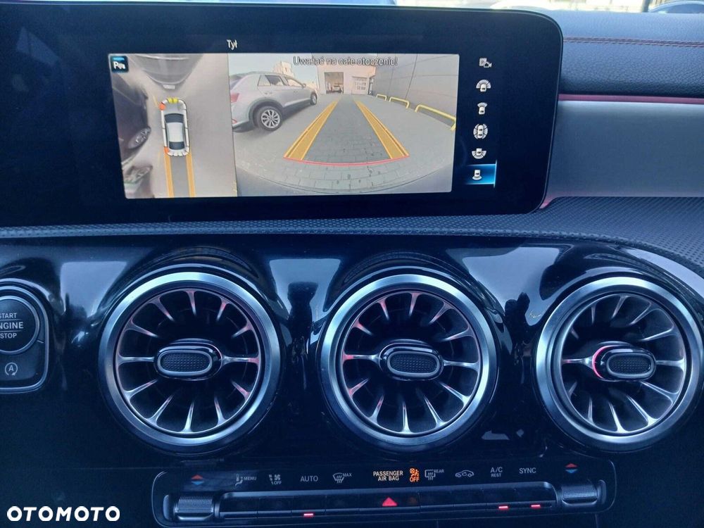 Mercedes-Benz CLA 200 d 4-Matic 8G-DCT - 5