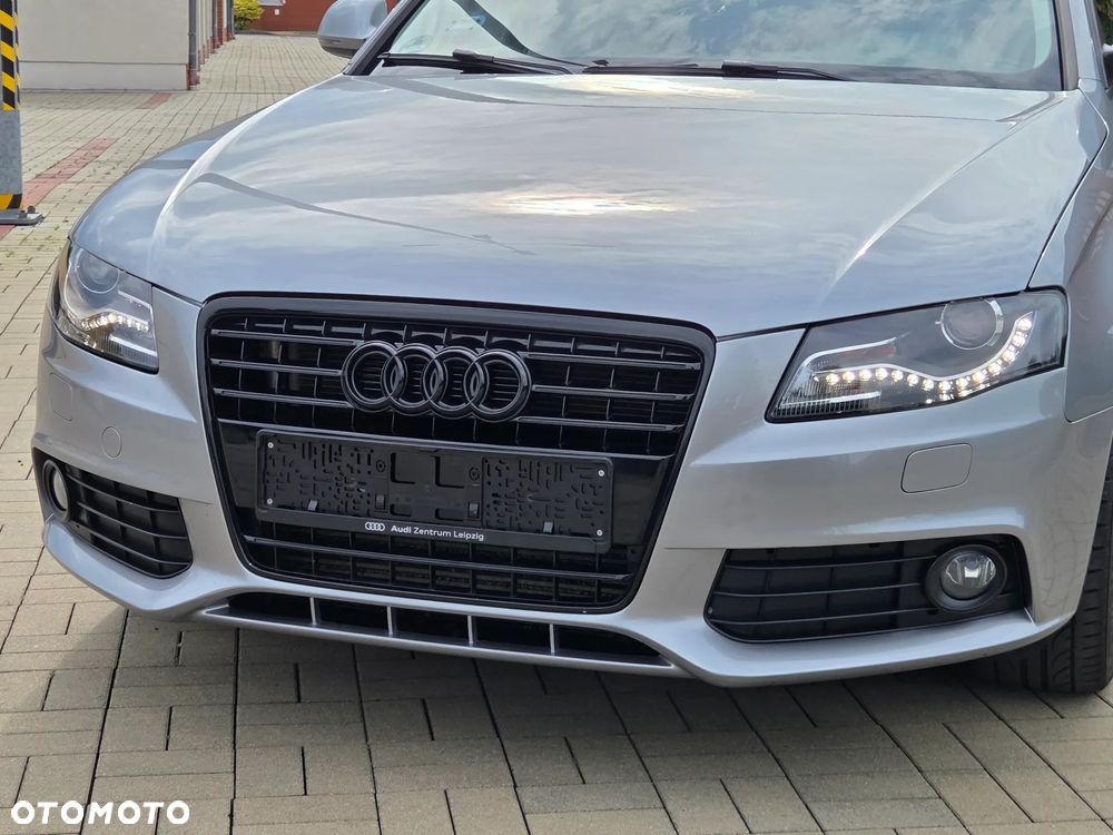Audi A4 Avant 2.0 TDI DPF Ambiente - 9