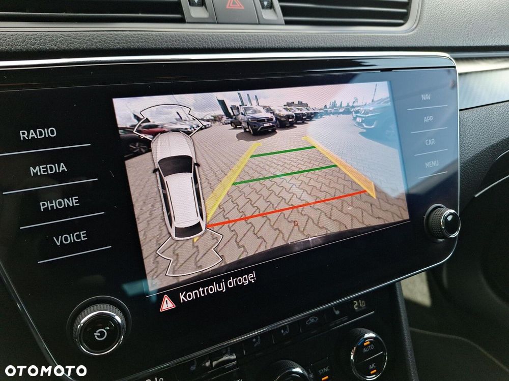 Skoda Superb 2.0 TSI 4x4 Sportline DSG - 21