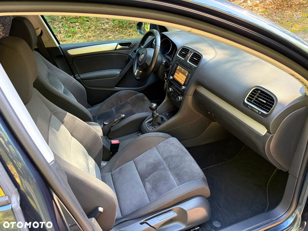 Volkswagen Golf 1.4 TSI Edition - 27