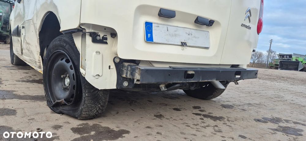 Citroën BERLINGO - 17