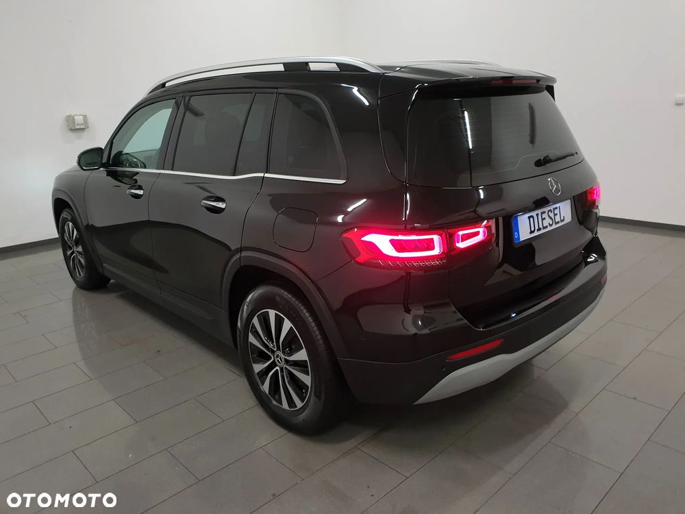 Mercedes-Benz GLB 200 d 4-Matic AMG Line 8G-DCT - 4