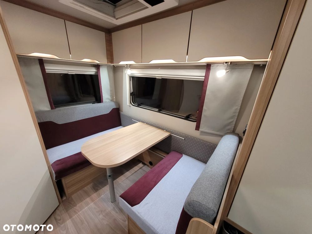 Weinsberg CARATWO 390, DMC 1200, 2022r. przedsionek - 12