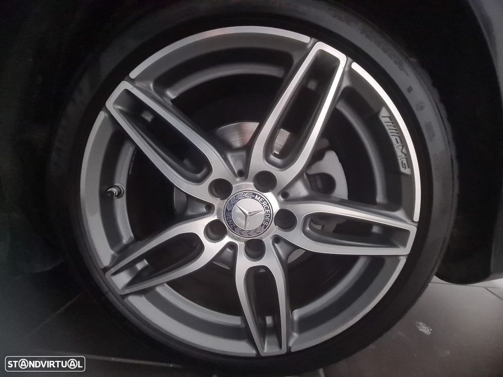 Mercedes-Benz CLA 220 d 4Matic 7G-DCT AMG Line - 15