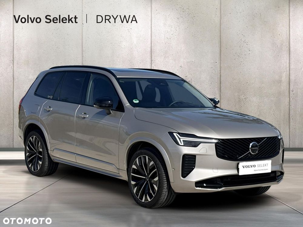 Volvo XC 90 T8 AWD Plug-In Hybrid Ultra Dark 7os - 8