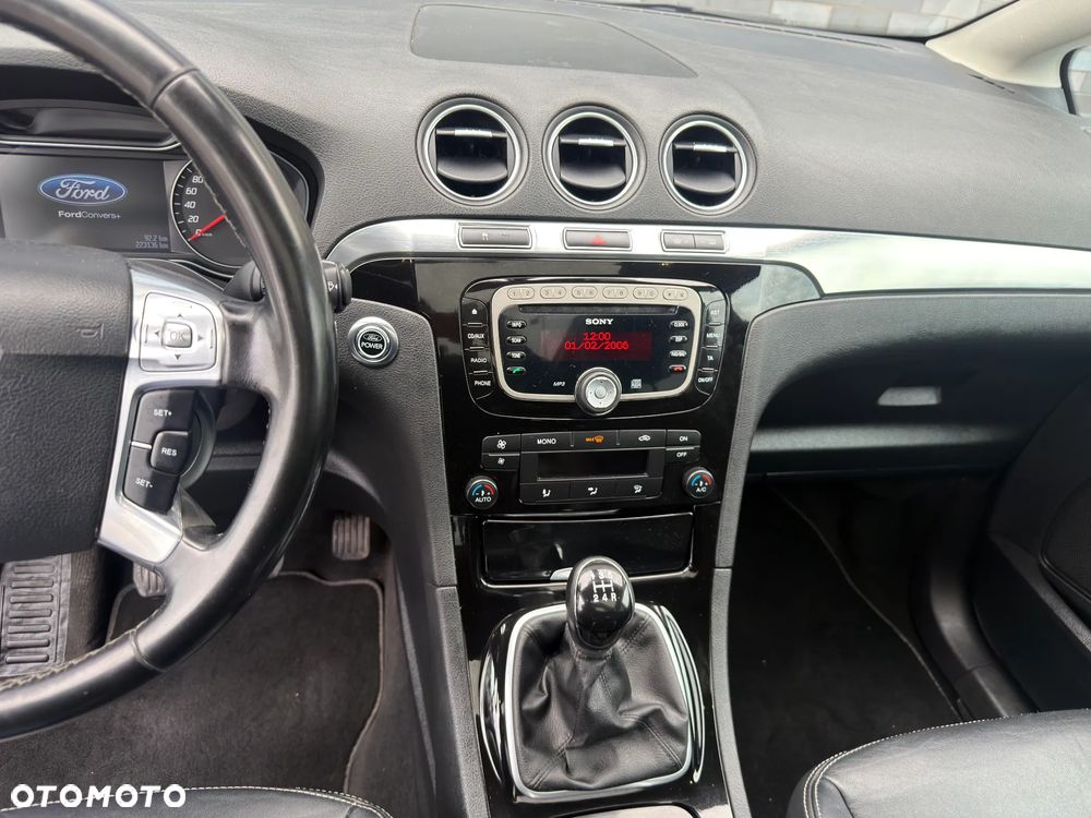 Ford S-Max 2.0 Titanium - 12