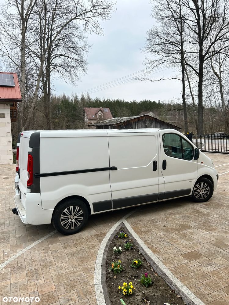 Opel Vivaro - 7